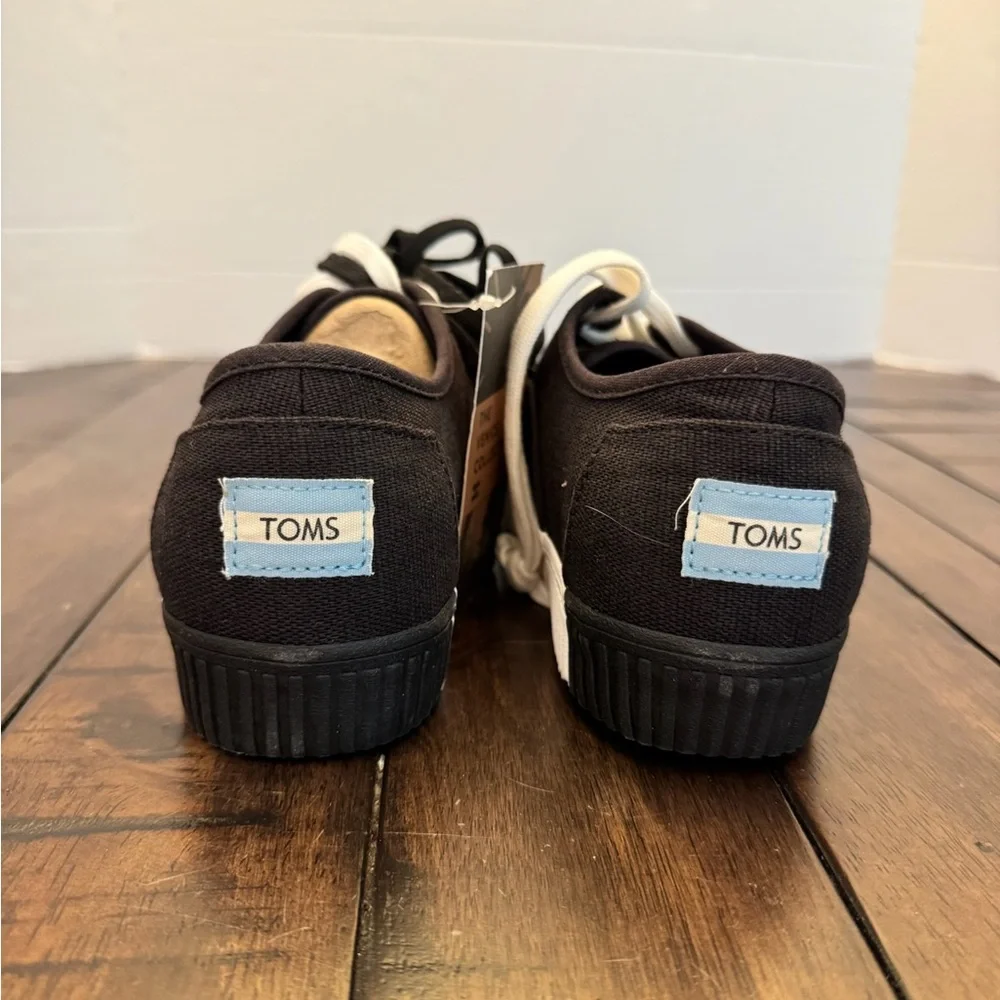 TOMS Cordones Indio Womens 7 B Sneakers Casual Shoes Black Heritage Canvass NIB